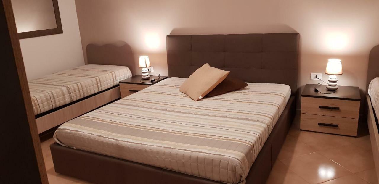 La Dimora Di Poppea Bed & Breakfast Помпей Екстериор снимка