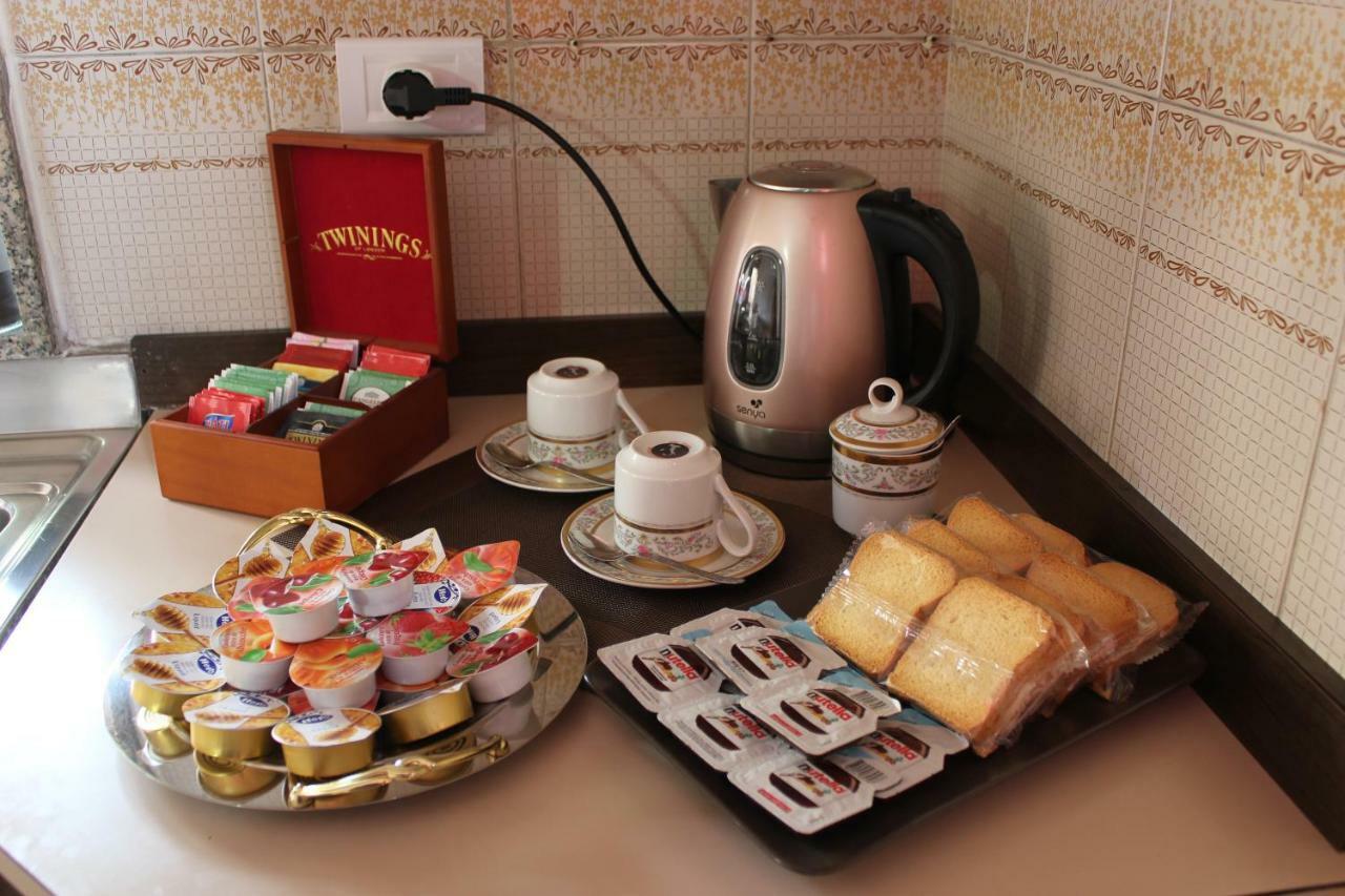 La Dimora Di Poppea Bed & Breakfast Помпей Екстериор снимка